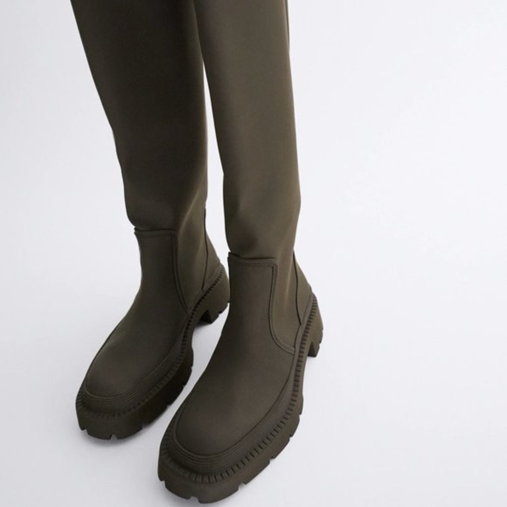 ZARA Khaki Green Rubber Knee-High Chunky Low Platform Pull-On Rain Comfort Boots - Picture 7 of 16